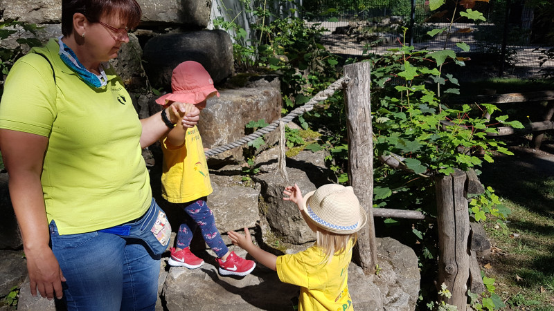 wir sind gemeinsam im Zoo